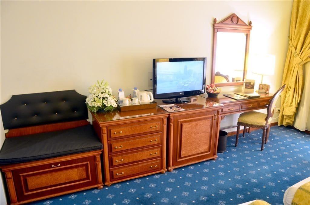 Serenada Golden Palace - Boutique Hotel Beirut Bagian luar foto