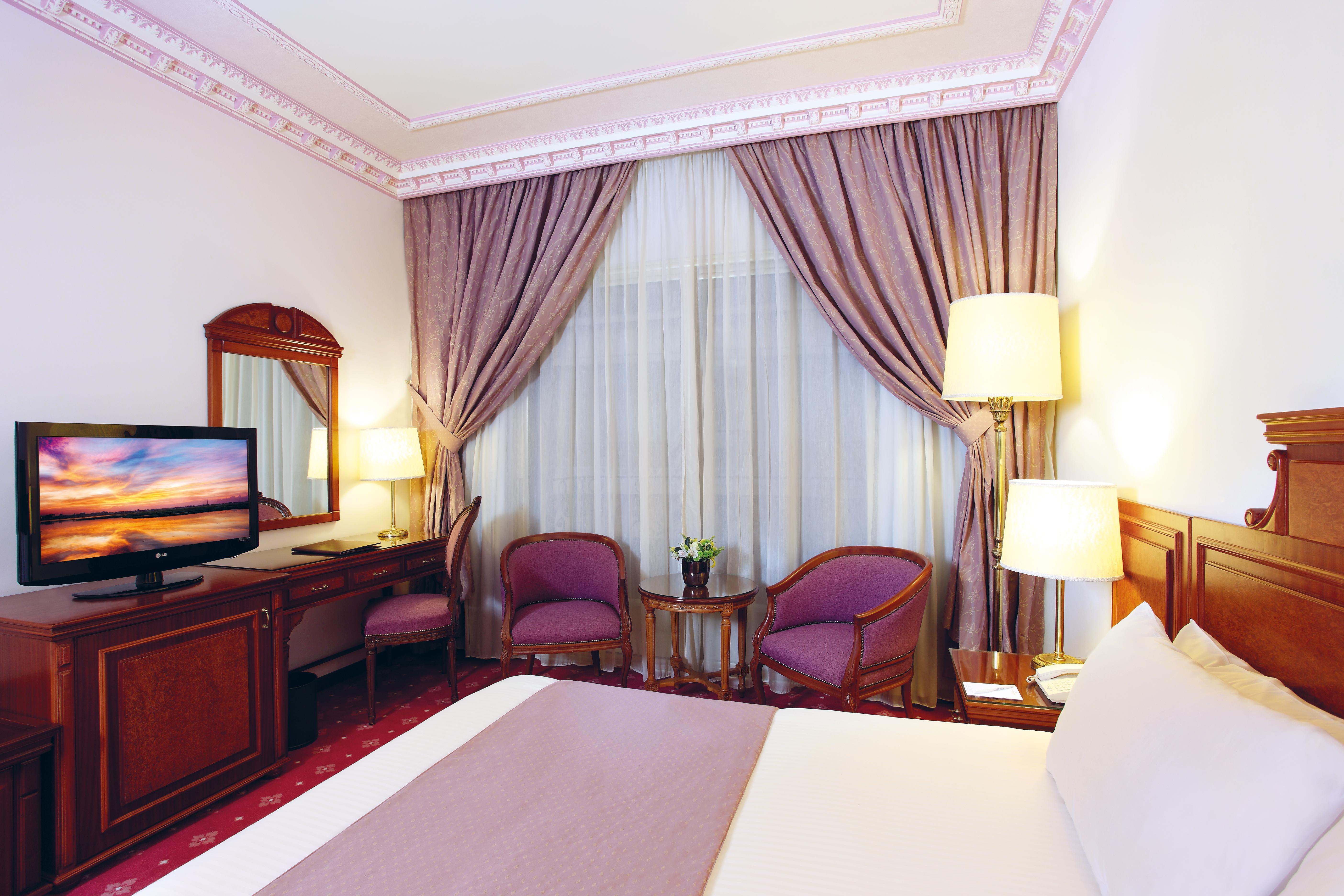 Serenada Golden Palace - Boutique Hotel Beirut Bagian luar foto