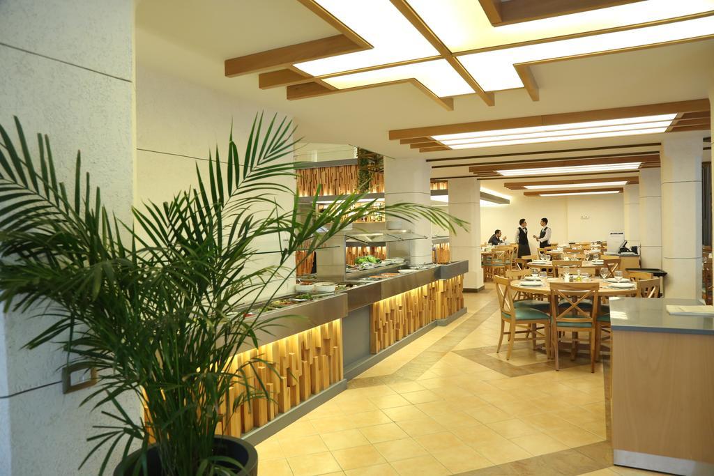 Serenada Golden Palace - Boutique Hotel Beirut Bagian luar foto