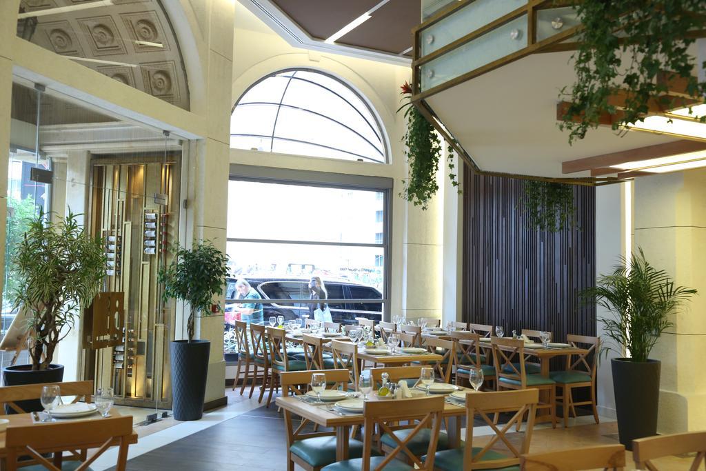 Serenada Golden Palace - Boutique Hotel Beirut Bagian luar foto